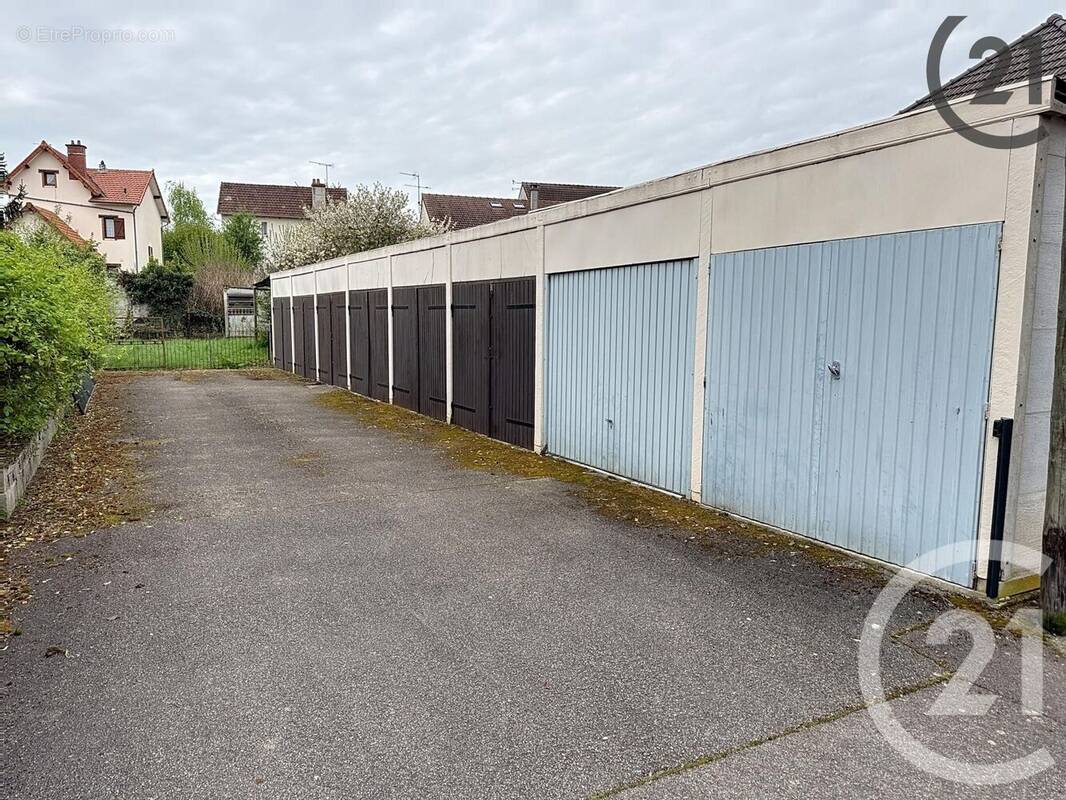 Parking à AUXERRE