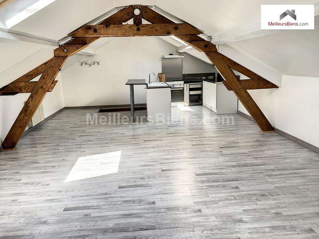 Appartement à MONTCEAU-LES-MINES