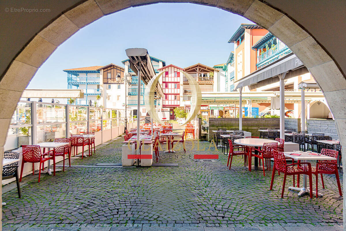 Commerce à HENDAYE
