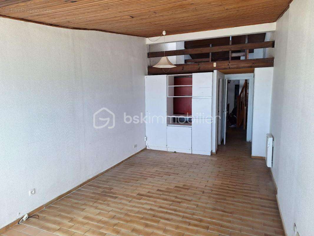 Appartement à CANDILLARGUES
