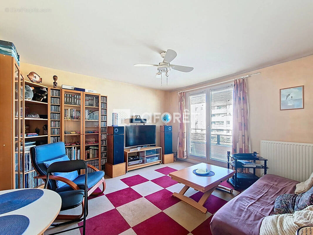 Appartement à BONNEUIL-SUR-MARNE