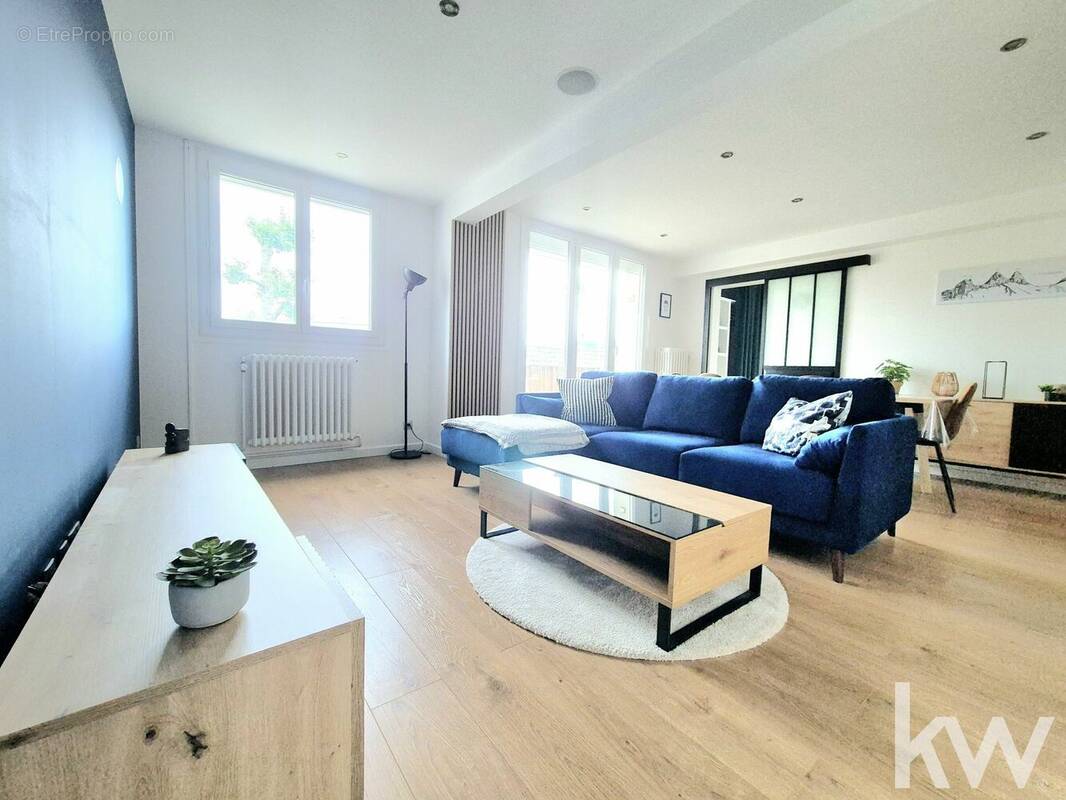 Appartement à SAINT-ETIENNE