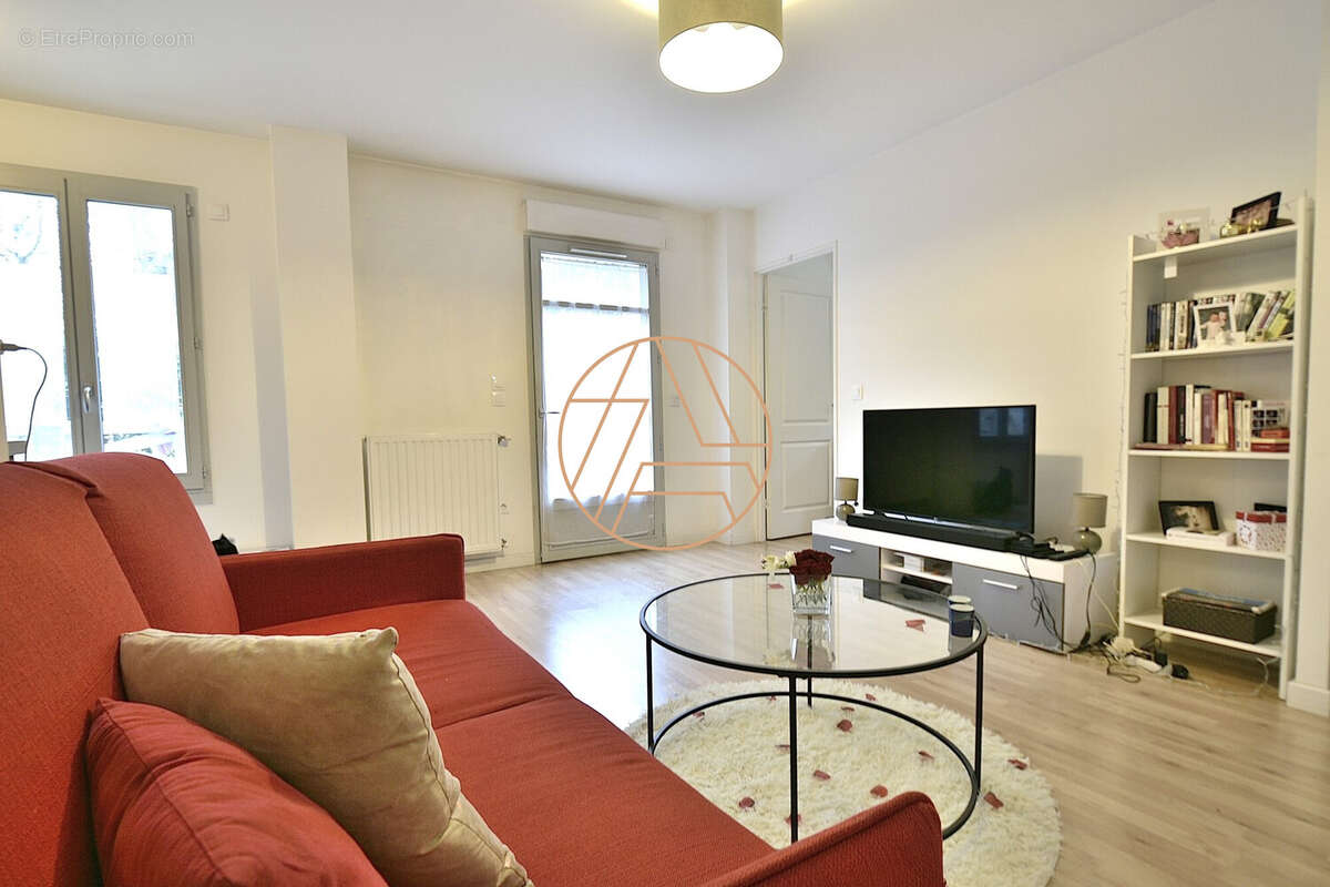 Appartement à SAINT-MAUR-DES-FOSSES