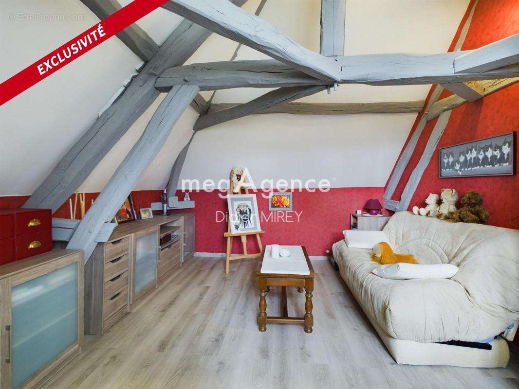 Maison à AIX-EN-OTHE