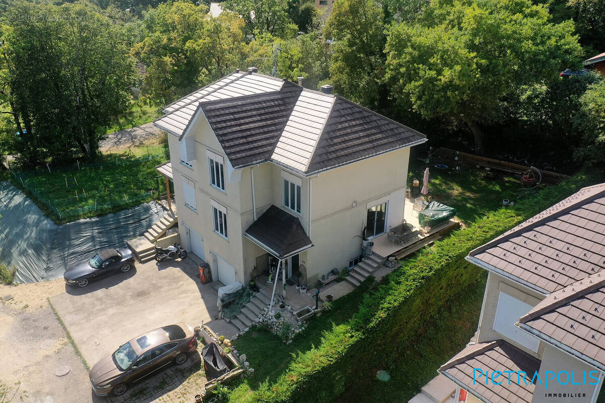 Maison à ECHENEVEX