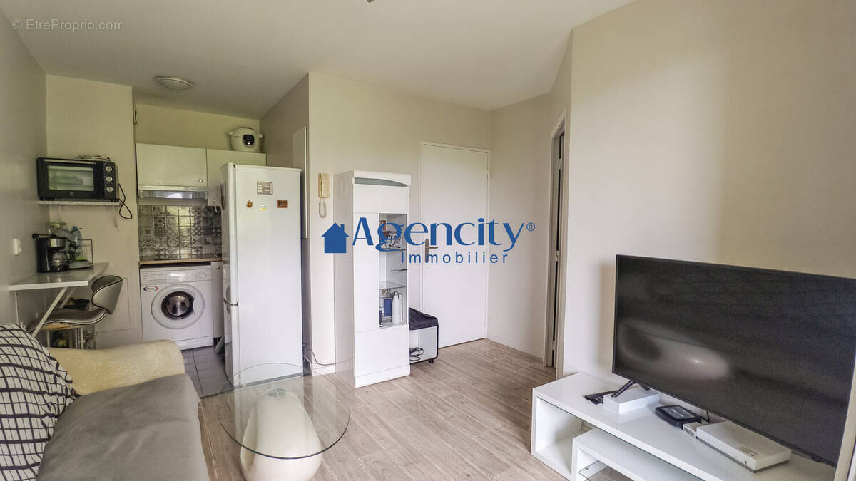 Appartement à LOGNES