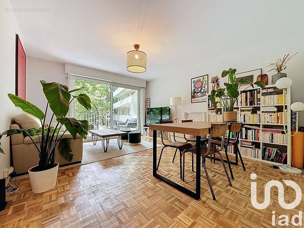 Photo 1 - Appartement à VERSAILLES