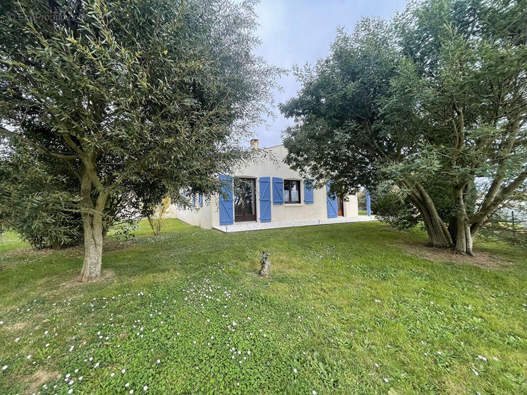 Maison à ANGLES