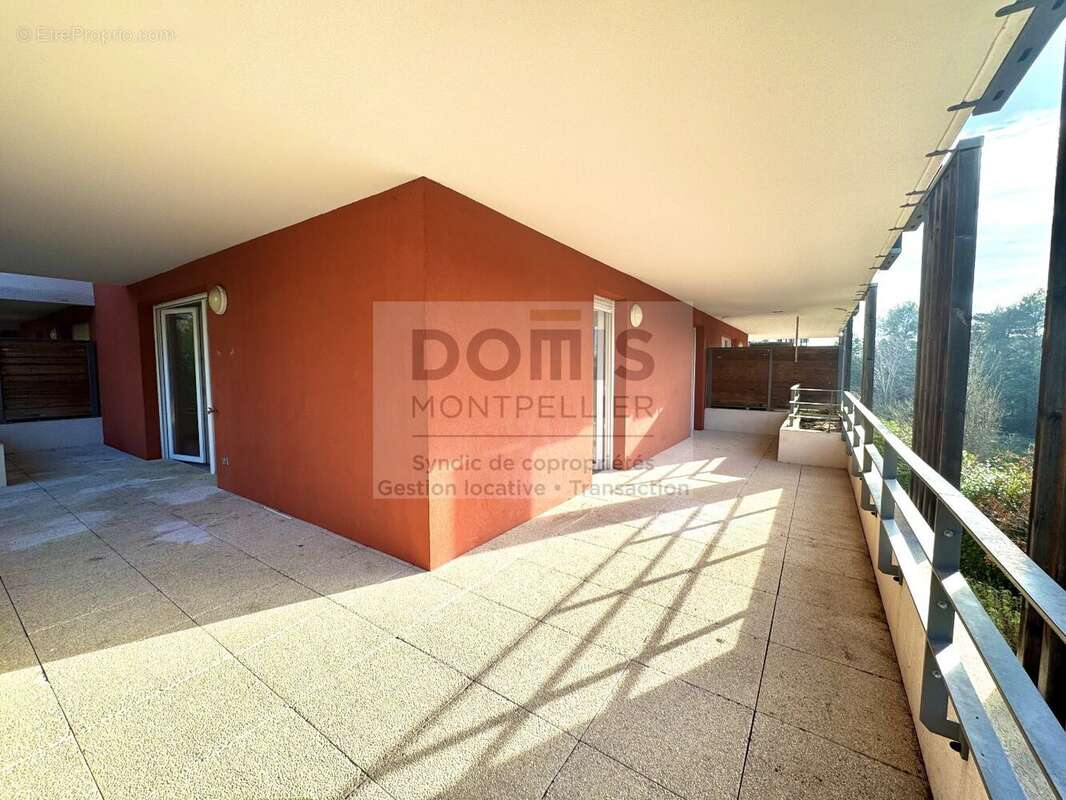 Appartement à JUVIGNAC