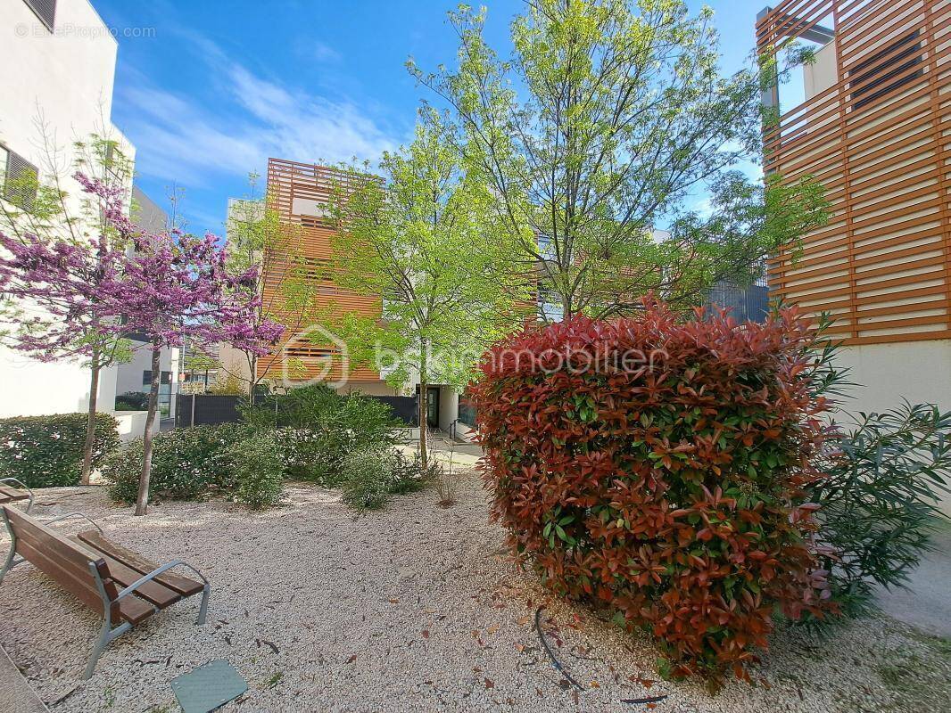 Appartement à SAINT-JEAN-DE-VEDAS