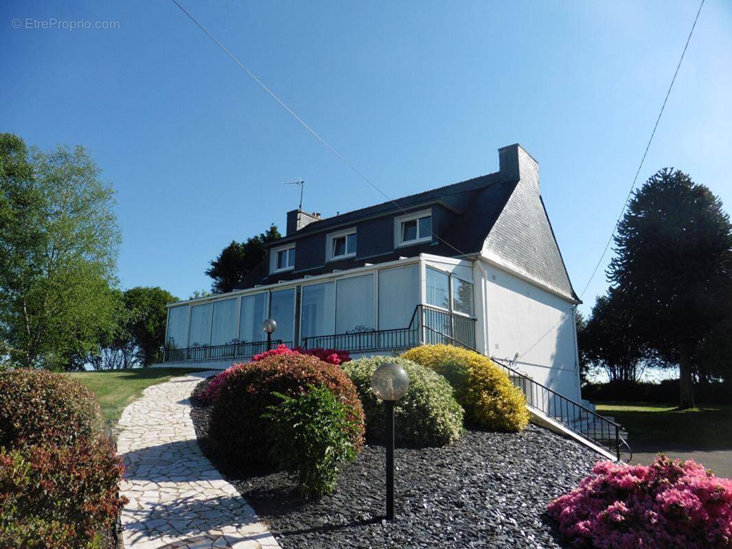 Maison à MELLAC