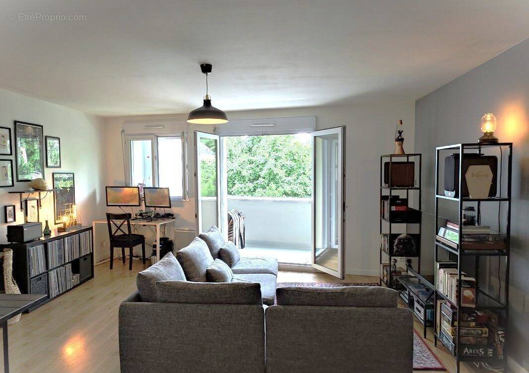 Appartement à REZE