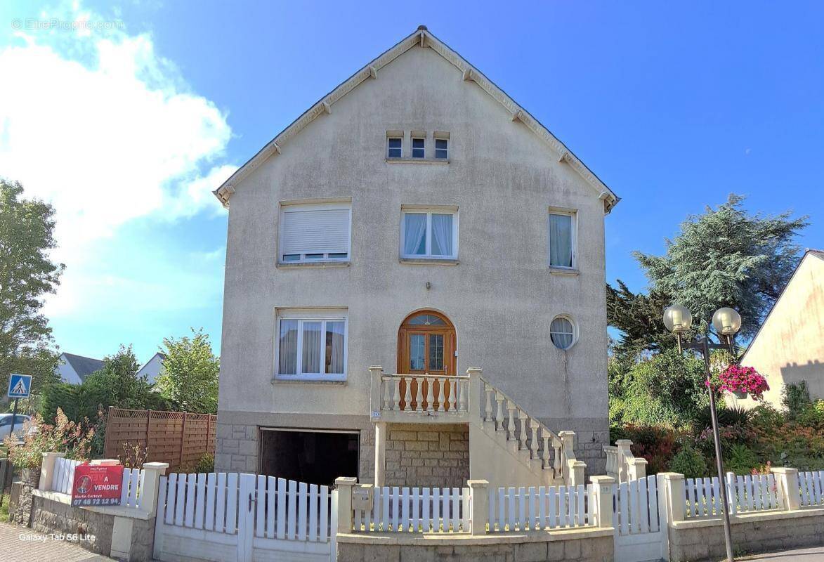 Maison à SAINT-MELOIR-DES-ONDES