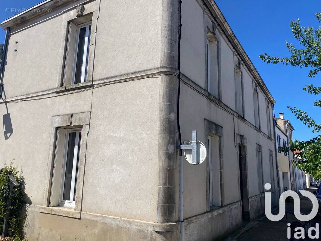 Photo 1 - Maison à LE CHATEAU-D&#039;OLERON