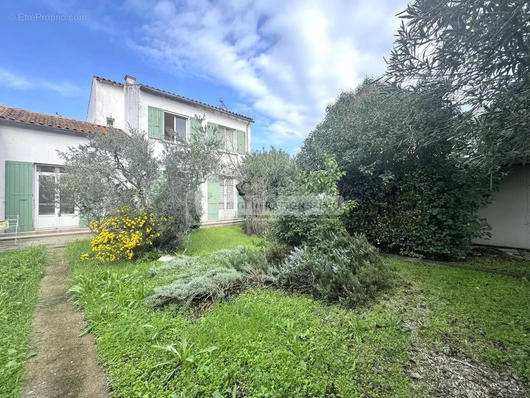 Maison à ARLES