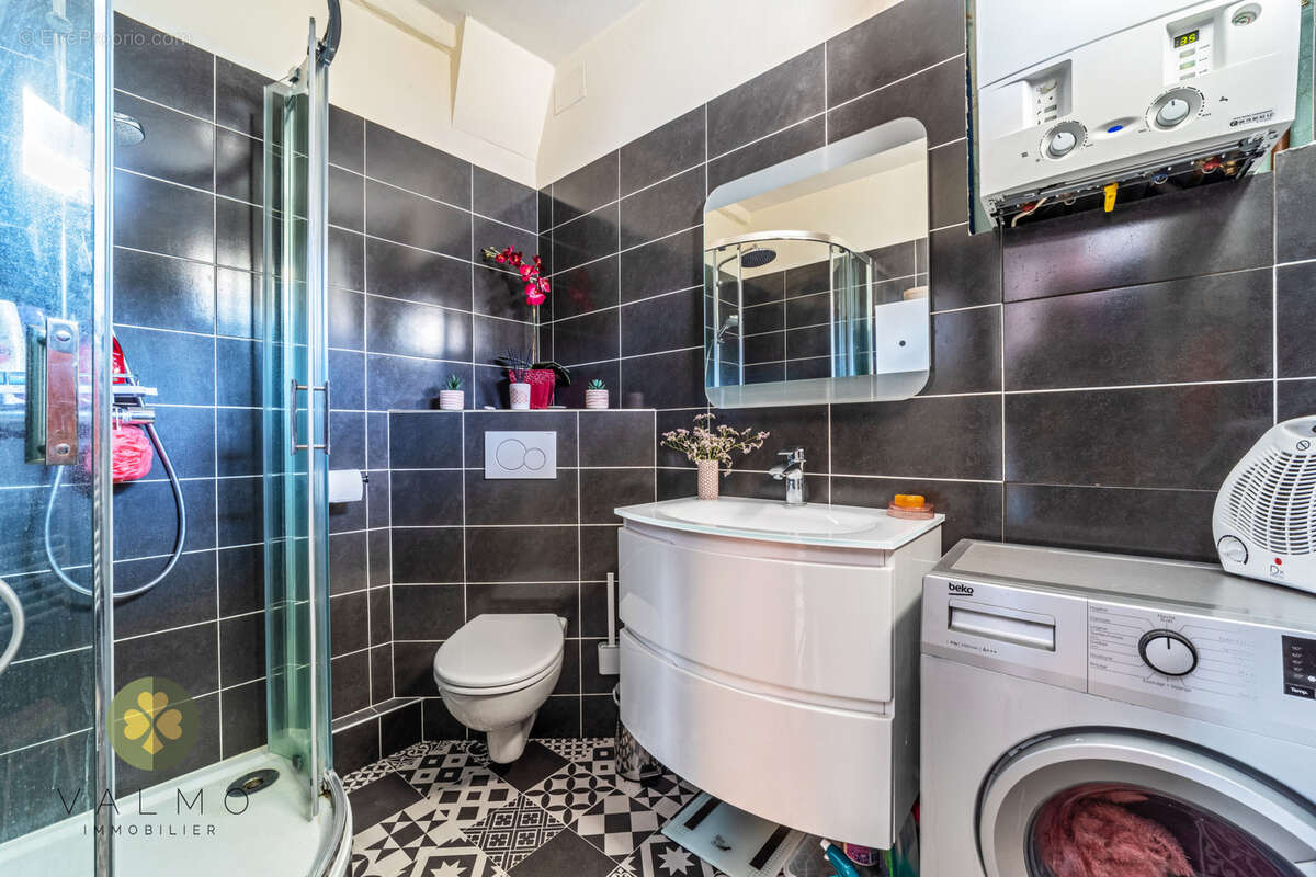 Appartement à LA QUEUE-LES-YVELINES