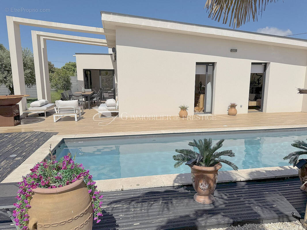 Maison à MAZAN
