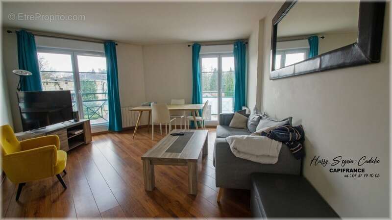 Appartement à LAMORLAYE