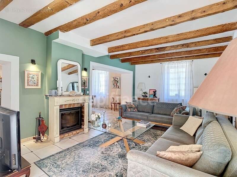 Maison à SAINT-MARCEL-D&#039;ARDECHE