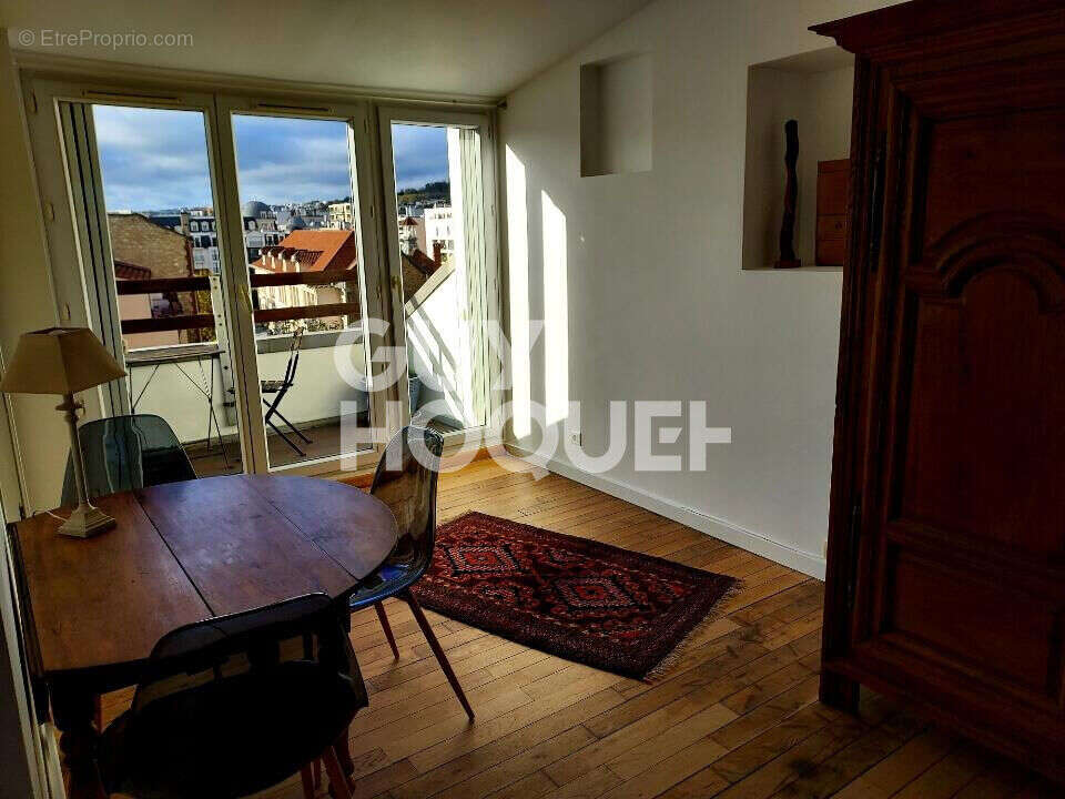 Appartement à PUTEAUX