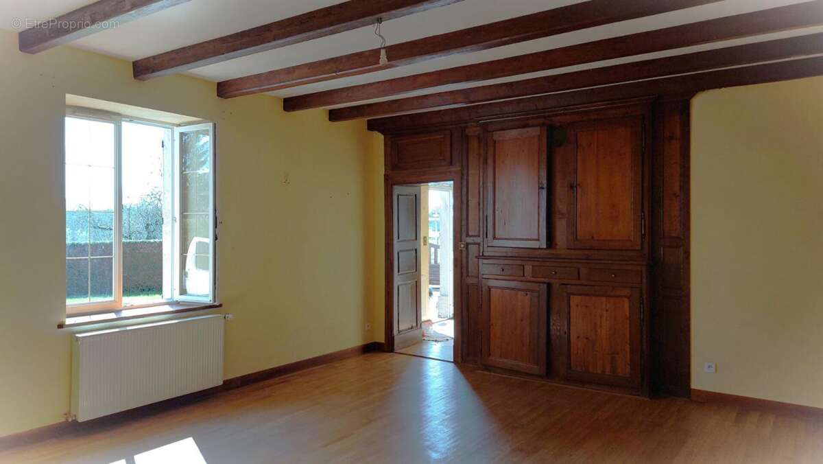 Maison à MARTINVELLE