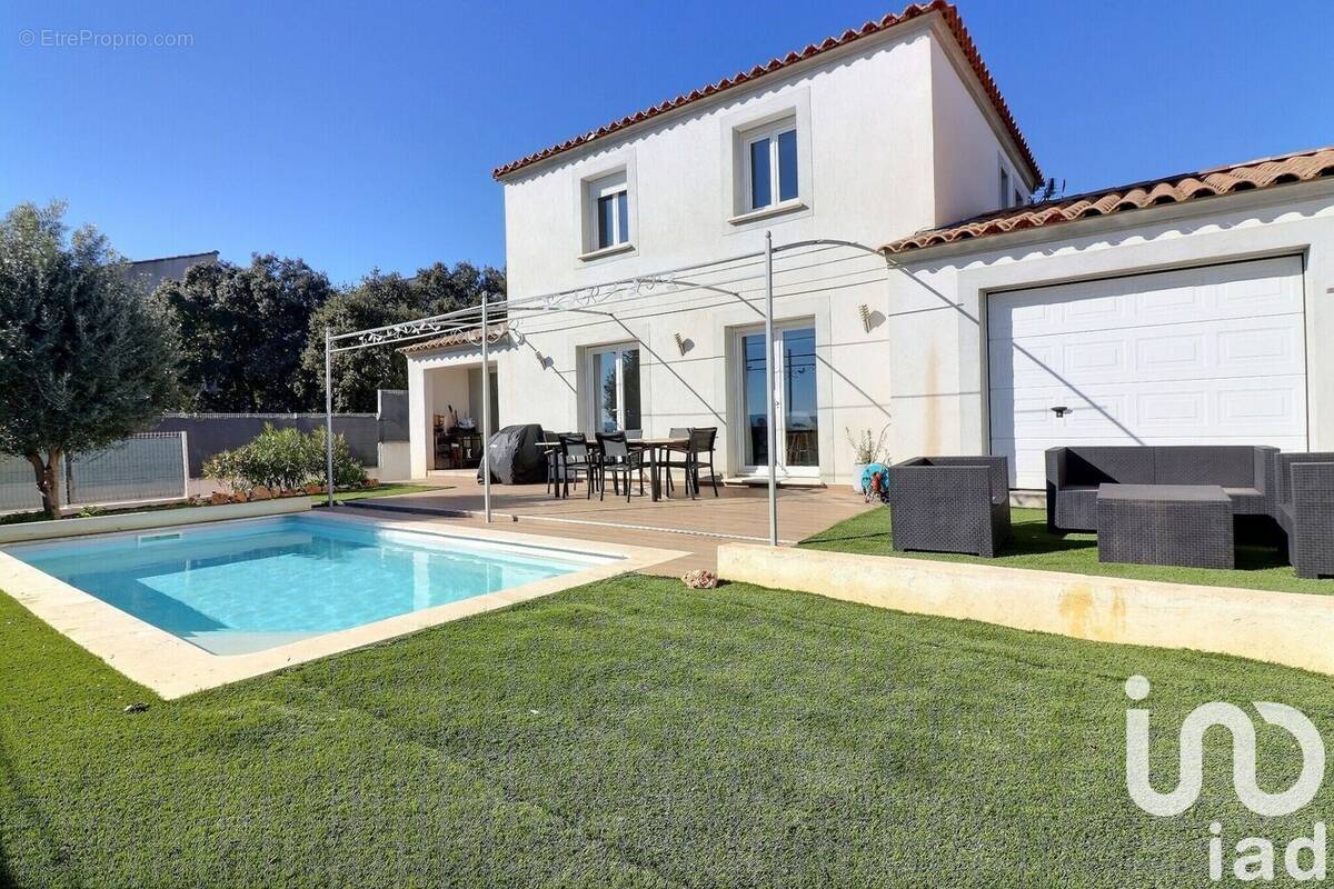 Photo 1 - Maison à SEILLONS-SOURCE-D&#039;ARGENS