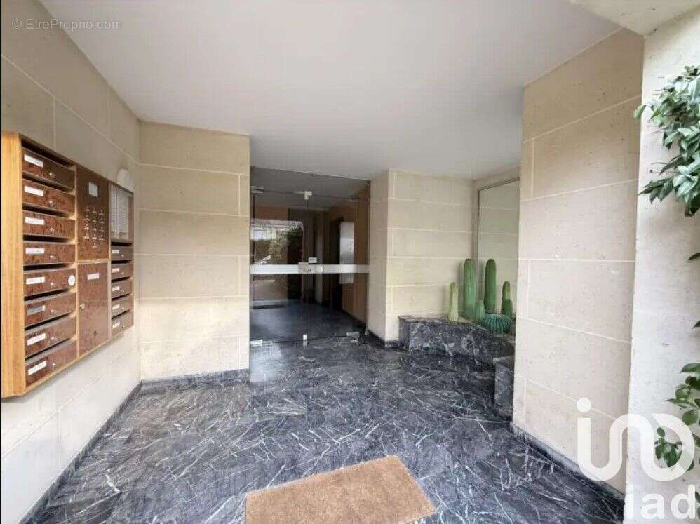 Photo 6 - Appartement à SAINT-MAUR-DES-FOSSES