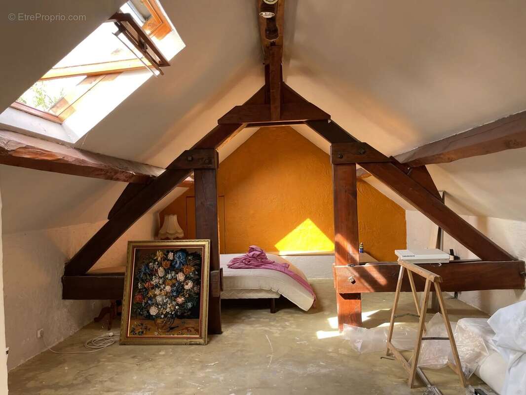 Maison à VERT-LE-GRAND