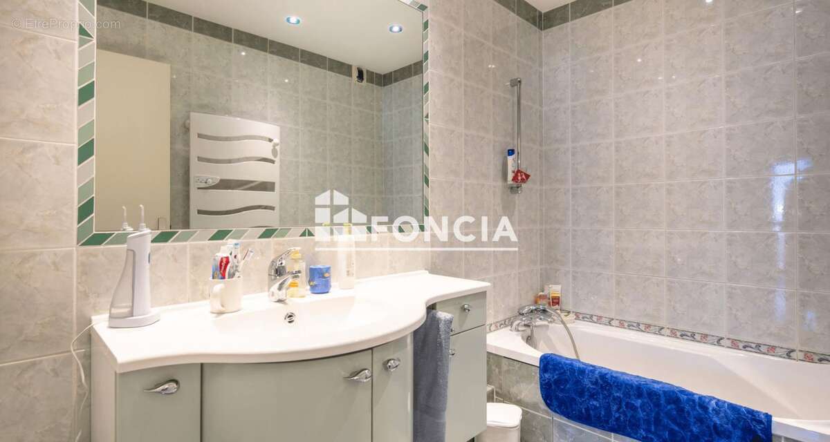 Appartement à ECHIROLLES