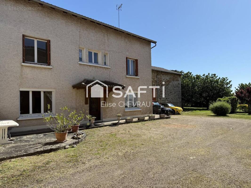 Photo 1 - Maison à CLESSE