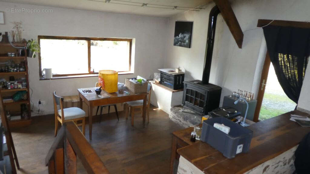 Maison à SAINT-BONNET-BRIANCE