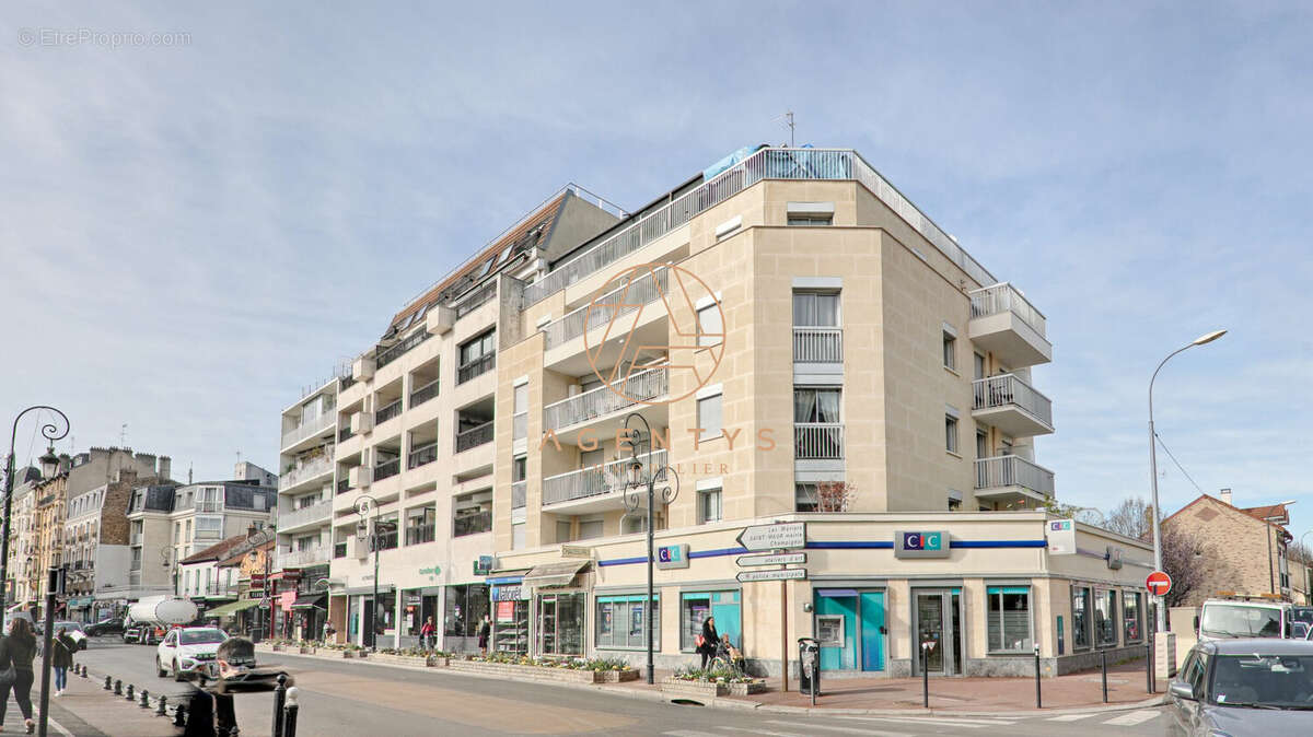 Appartement à SAINT-MAUR-DES-FOSSES