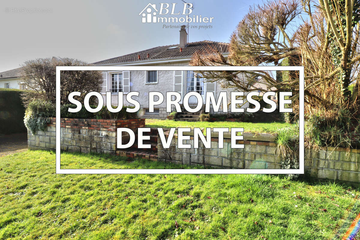 Maison à LE PERRAY-EN-YVELINES