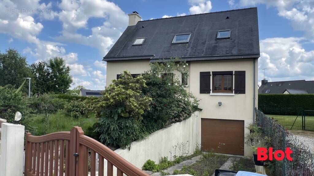 Maison à LIFFRE