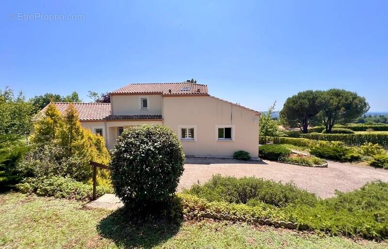 Maison à VILLENEUVE-SUR-LOT