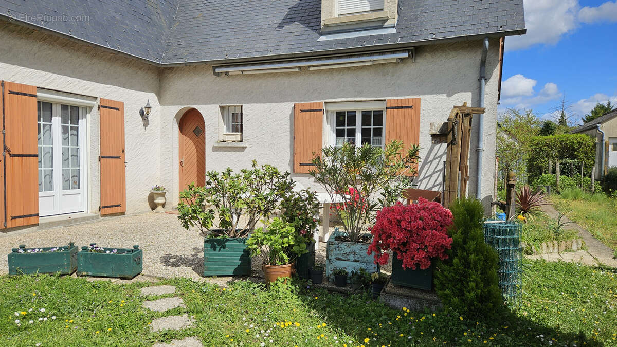 Maison à MONTLOUIS-SUR-LOIRE