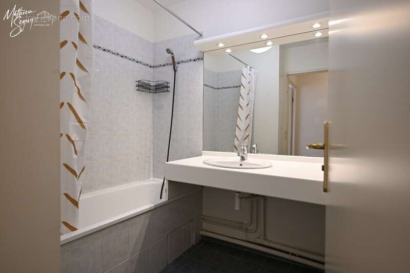 Appartement à LYON-8E
