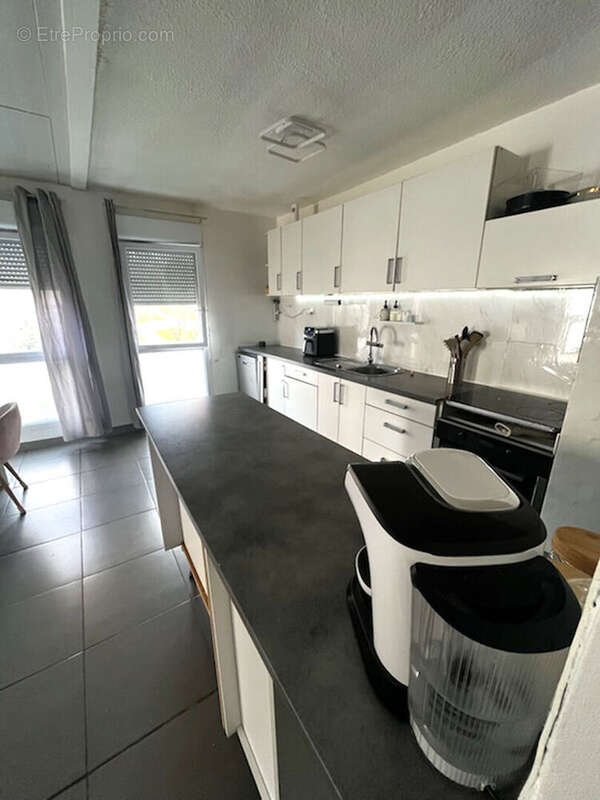 Appartement à PORT-DE-BOUC