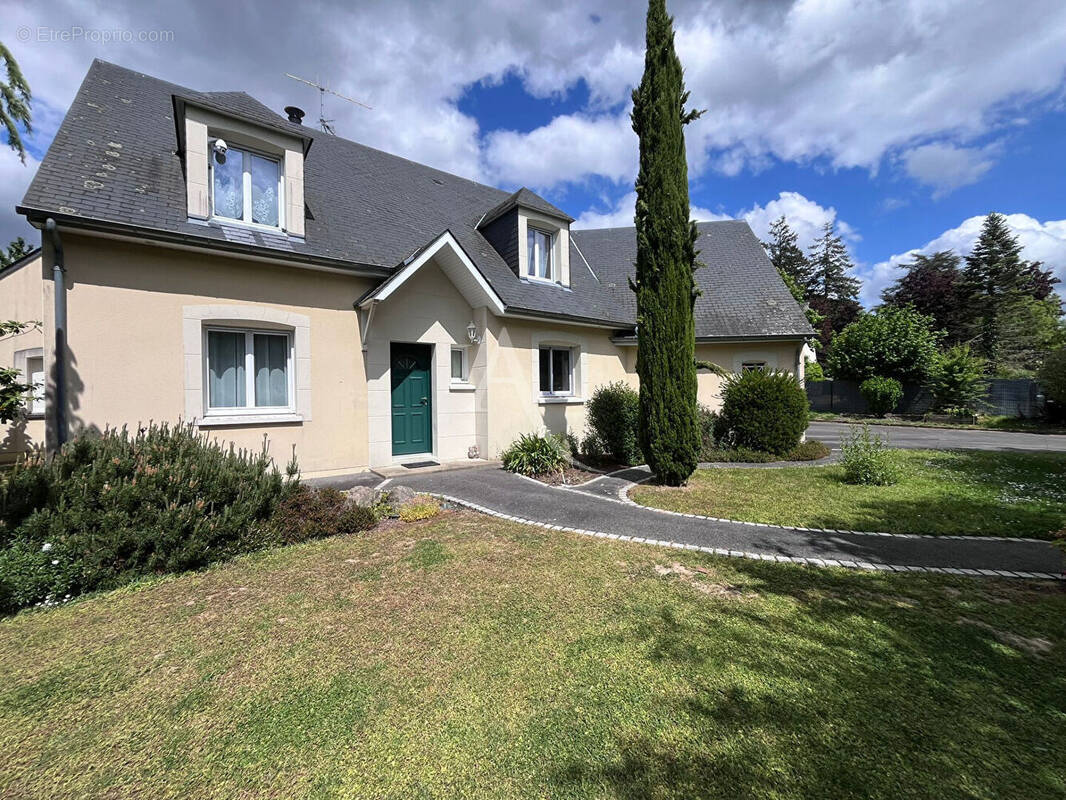 Maison à BONCHAMP-LES-LAVAL