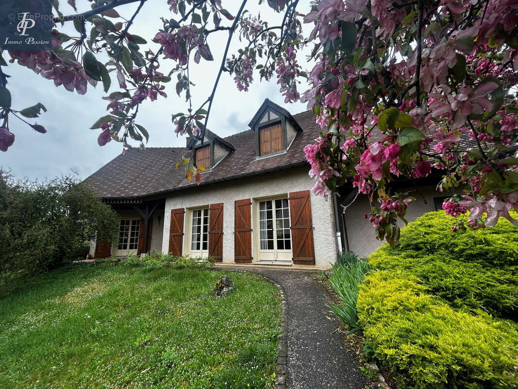 Maison à NUITS-SAINT-GEORGES