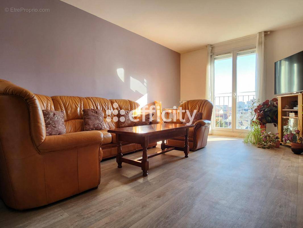 Appartement à SAINT-GRATIEN