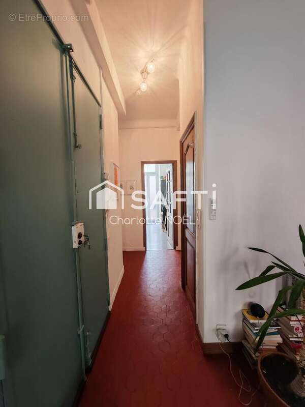 Photo 8 - Appartement à MARSEILLE-10E
