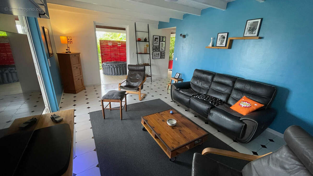 Maison à LES TROIS-ILETS