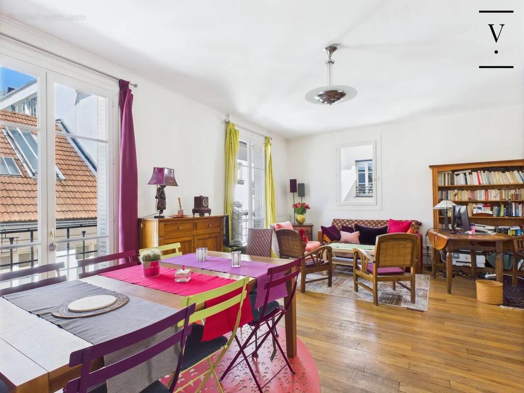 Appartement à PARIS-11E