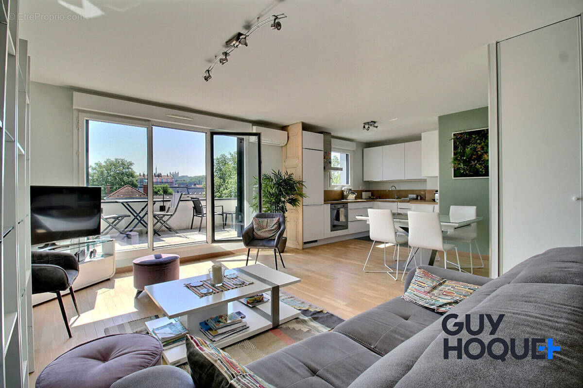 Appartement à LYON-9E