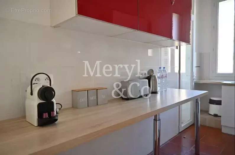Appartement à MARSEILLE-2E