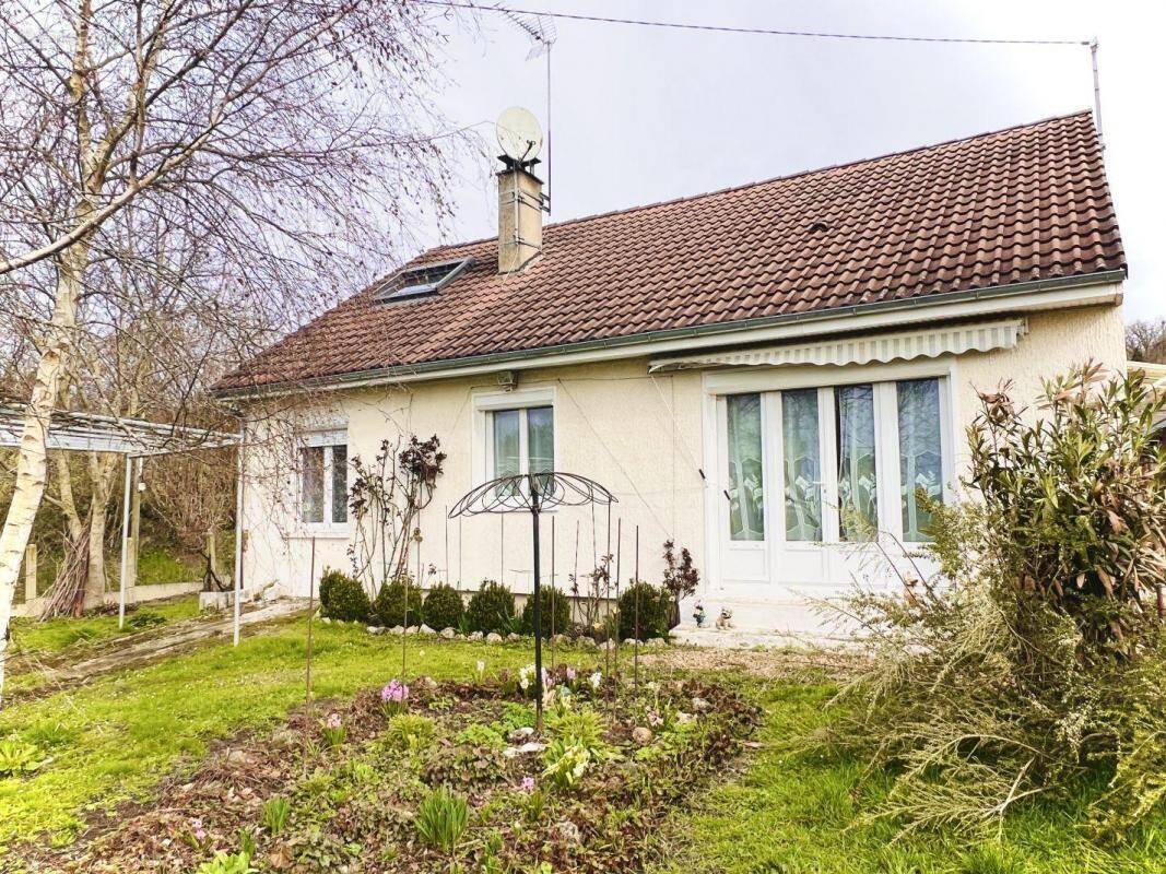 Maison à BESSE-SUR-BRAYE