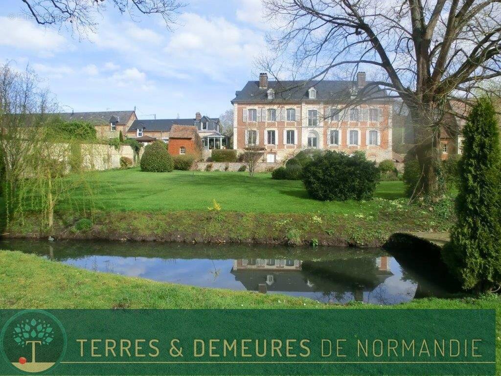 Maison à PONT-L&#039;EVEQUE