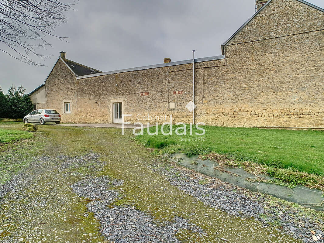 Maison à ISIGNY-SUR-MER