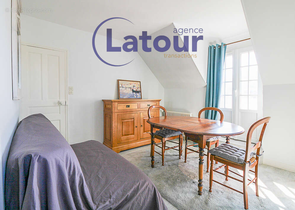 Appartement à GREGES